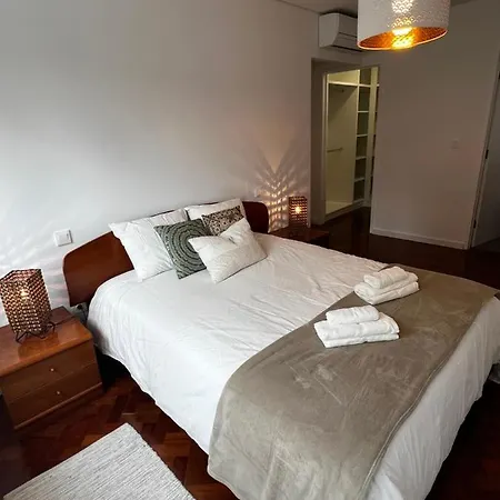 Casa Da Praca 1 アパート