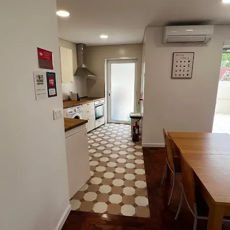 Lägenhet Casa Da Praca 1